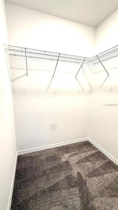 В аренду: $2,500 (5 спален, 2 ванн, 2254 Квадратных фут)