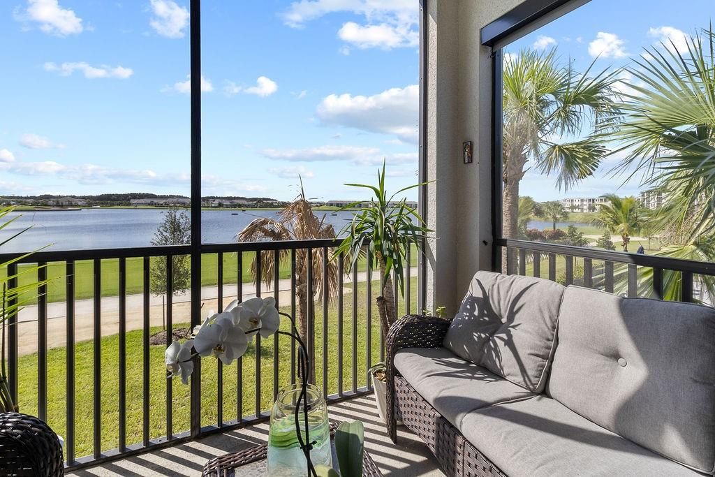 For Rent: $2,500 (3 beds, 2 baths, 1301 Square Feet)