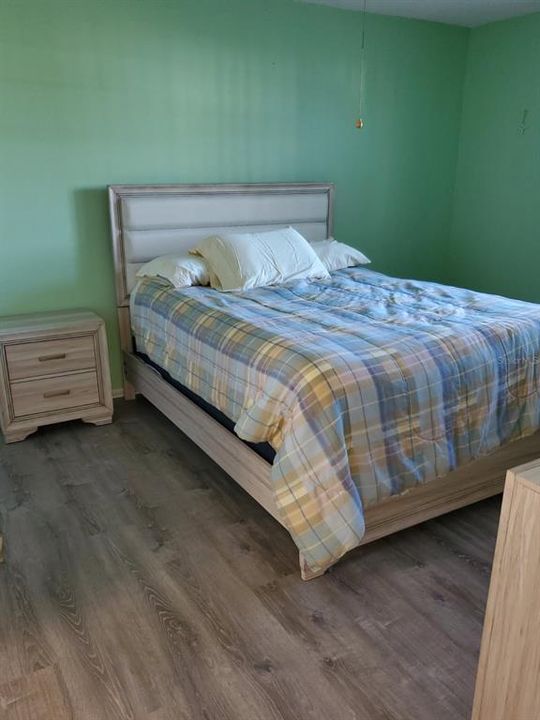 В аренду: $1,100 (2 спален, 2 ванн, 954 Квадратных фут)