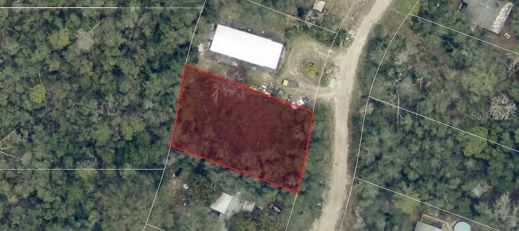 На продажу: $39,999 (0.24 acres)