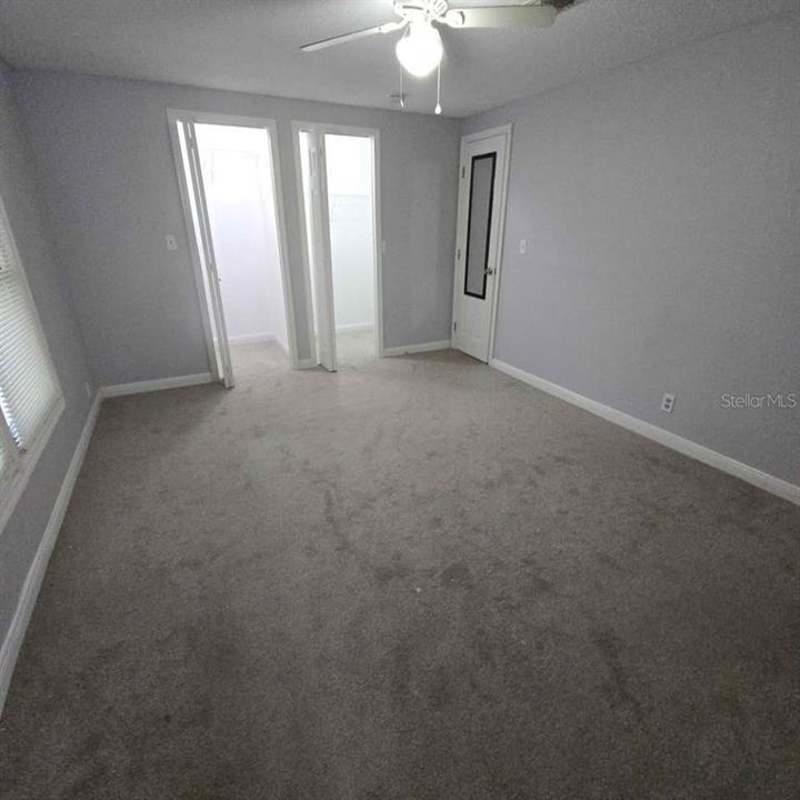 En Venta: $229,000 (2 camas, 2 baños, 1056 Pies cuadrados)