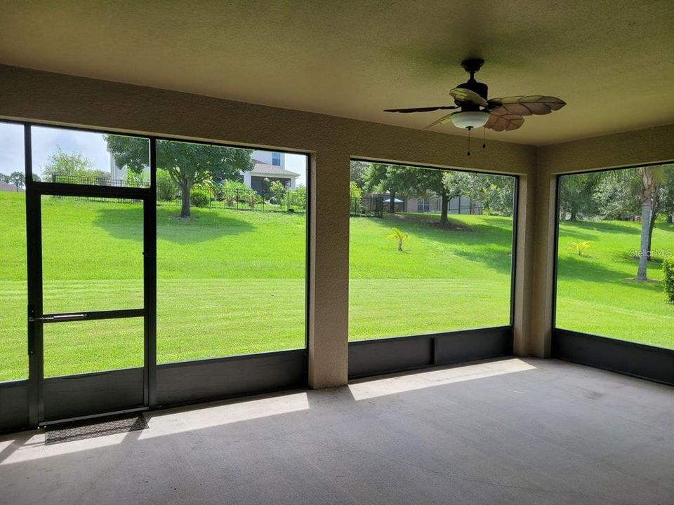 For Sale: $600,000 (4 beds, 3 baths, 3571 Square Feet)