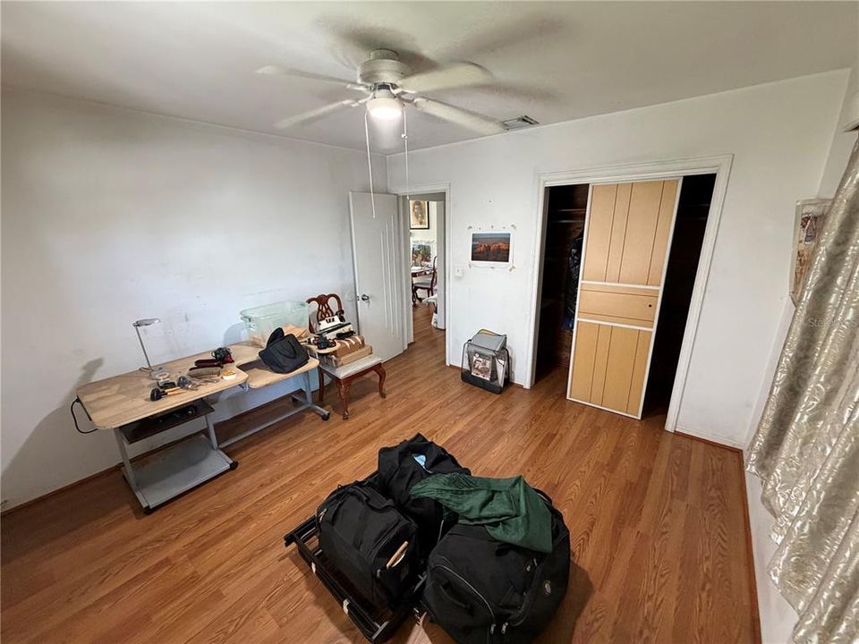 На продажу: $391,999 (3 спален, 2 ванн, 1122 Квадратных фут)