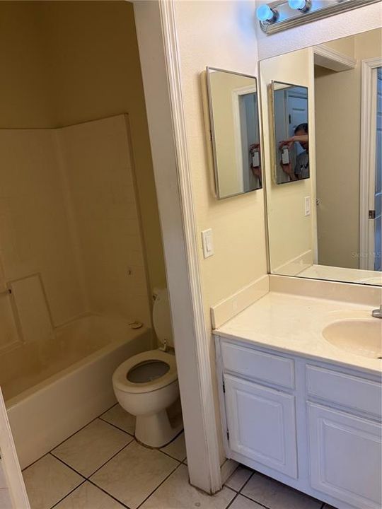 В аренду: $1,600 (2 спален, 2 ванн, 24236 Квадратных фут)