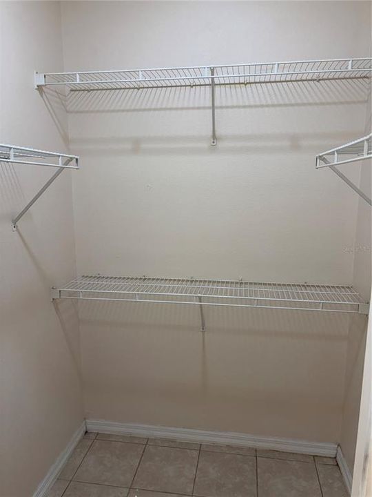 В аренду: $1,600 (2 спален, 2 ванн, 24236 Квадратных фут)