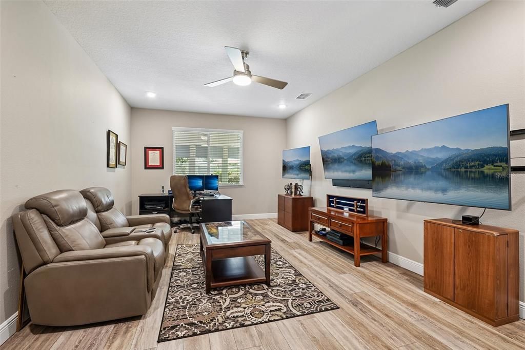 For Sale: $490,000 (3 beds, 2 baths, 2658 Square Feet)