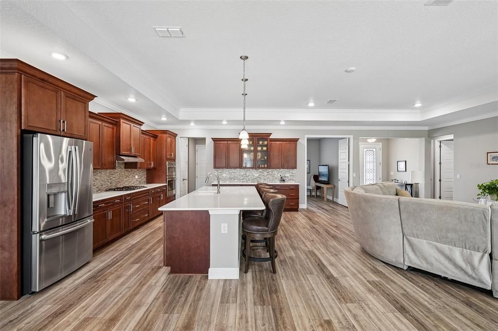 For Sale: $490,000 (3 beds, 2 baths, 2658 Square Feet)