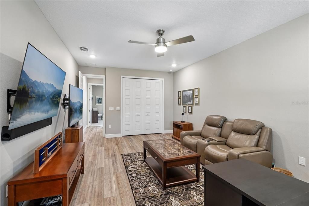 For Sale: $490,000 (3 beds, 2 baths, 2658 Square Feet)