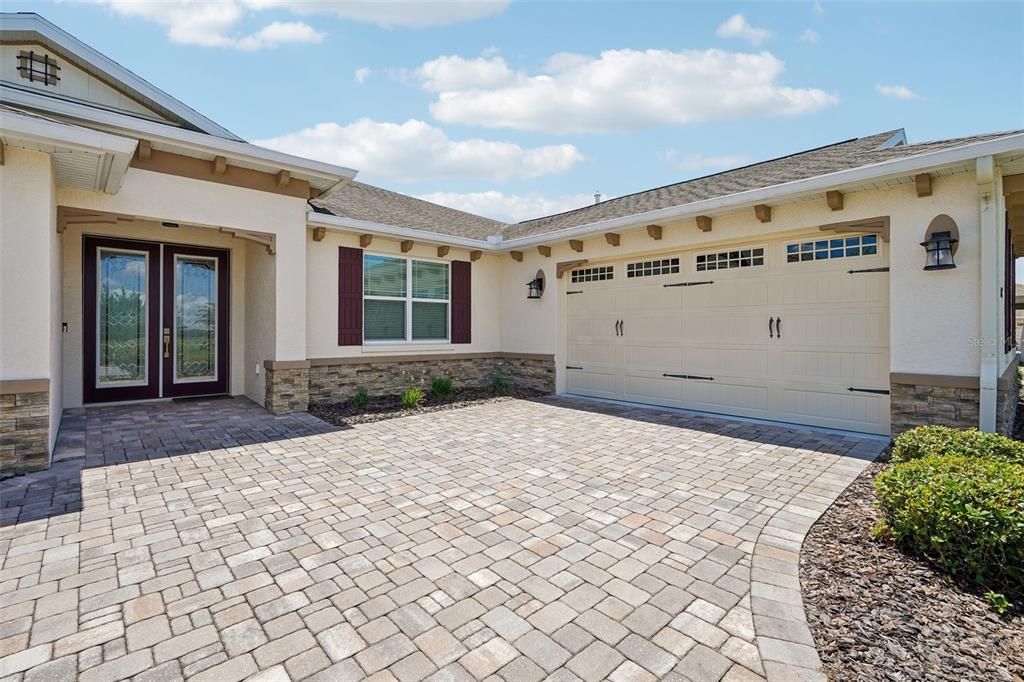 For Sale: $490,000 (3 beds, 2 baths, 2658 Square Feet)