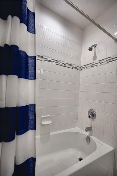 En Venta: $320,000 (3 camas, 2 baños, 1720 Pies cuadrados)