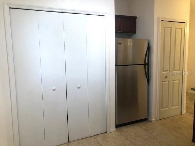 For Rent: $1,350 (1 beds, 1 baths, 821 Square Feet)