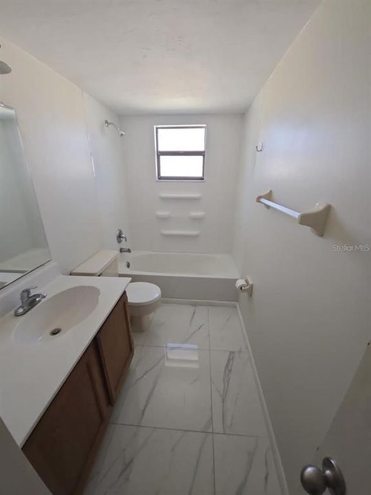 En Renta: $1,700 (3 camas, 2 baños, 1218 Pies cuadrados)