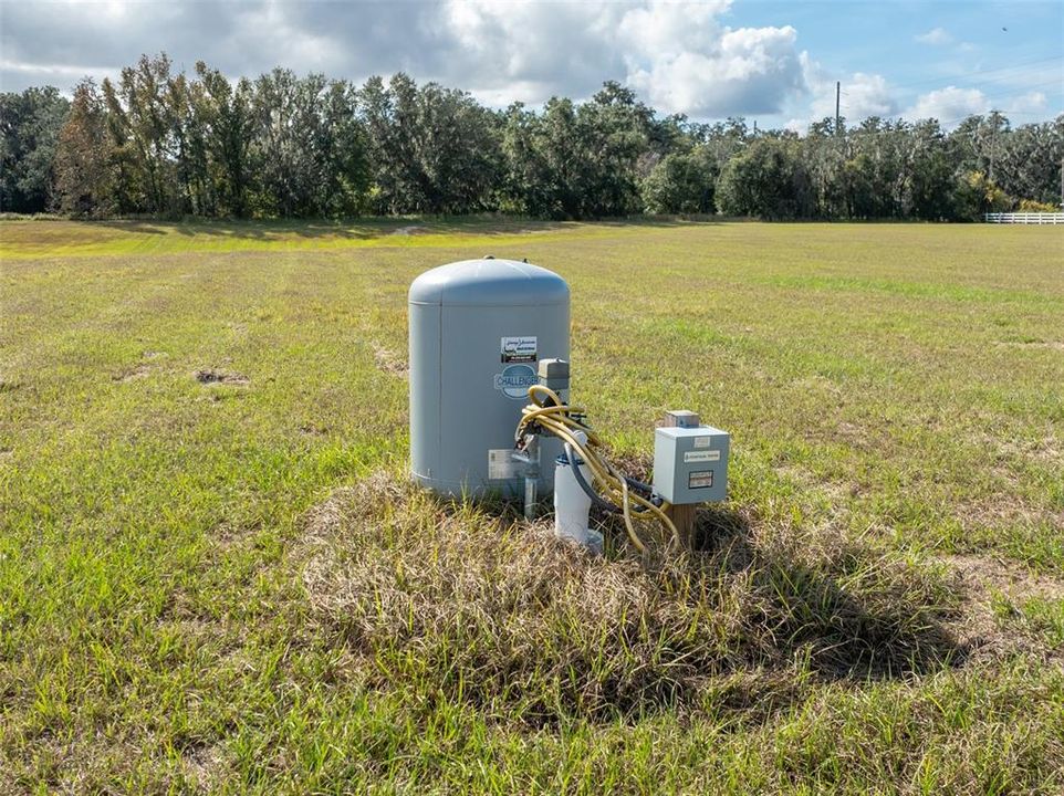 На продажу: $275,000 (5.00 acres)