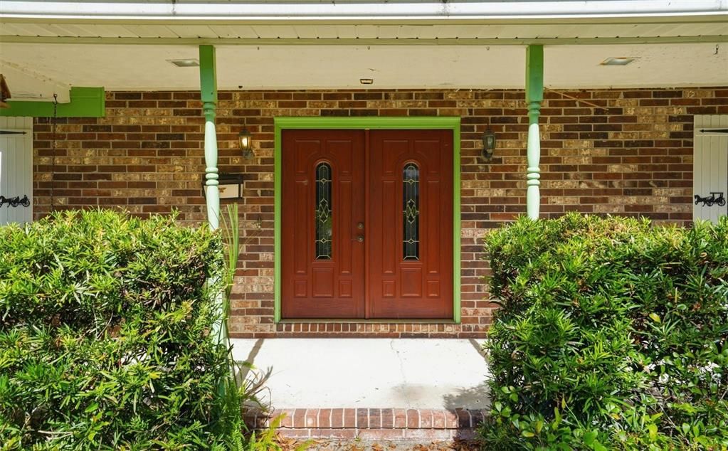 En Venta: $349,900 (4 camas, 3 baños, 2439 Pies cuadrados)