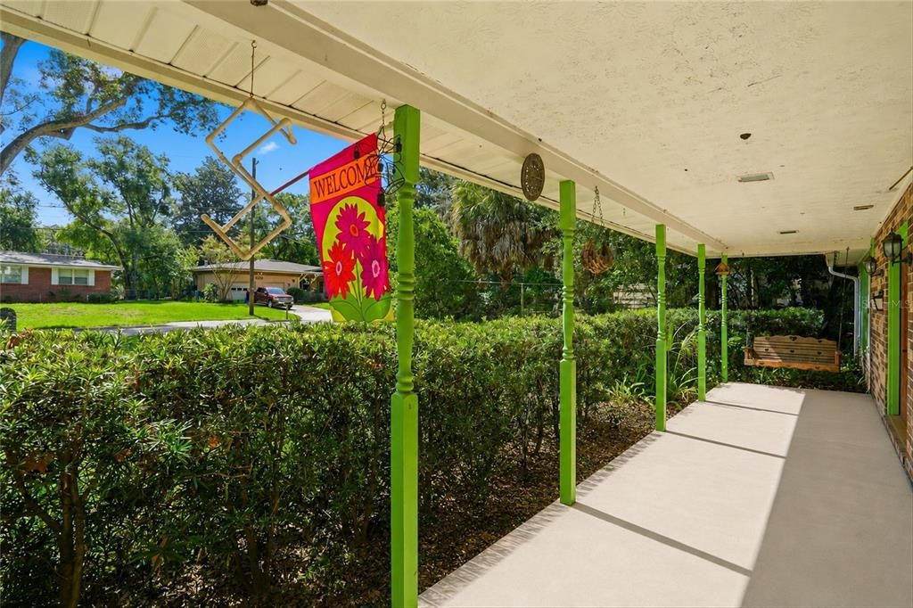 En Venta: $349,900 (4 camas, 3 baños, 2439 Pies cuadrados)