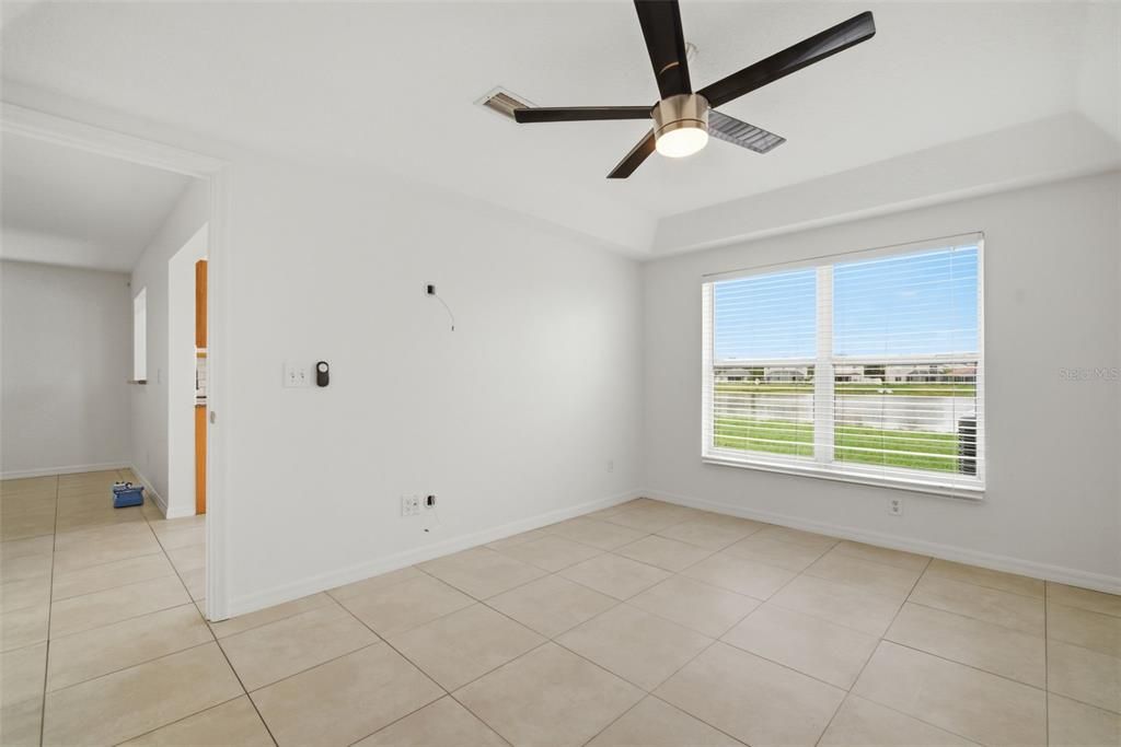 For Rent: $2,450 (4 beds, 2 baths, 1854 Square Feet)