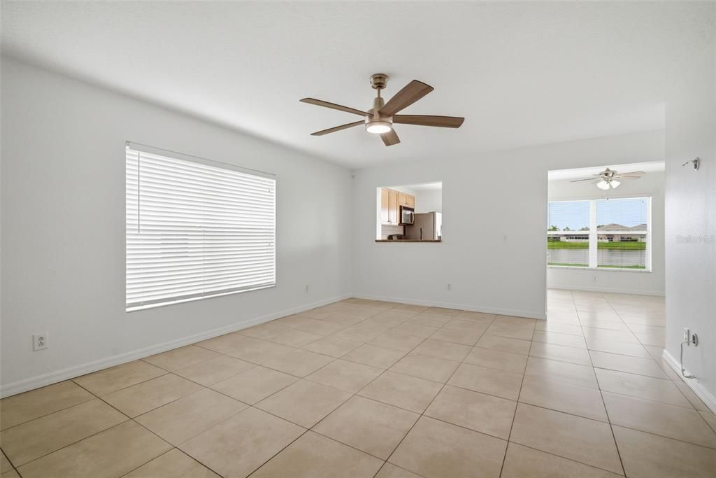 For Rent: $2,450 (4 beds, 2 baths, 1854 Square Feet)