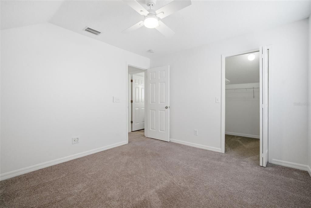 For Rent: $2,450 (4 beds, 2 baths, 1854 Square Feet)