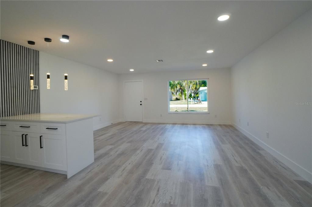 В аренду: $2,950 (2 спален, 2 ванн, 1539 Квадратных фут)