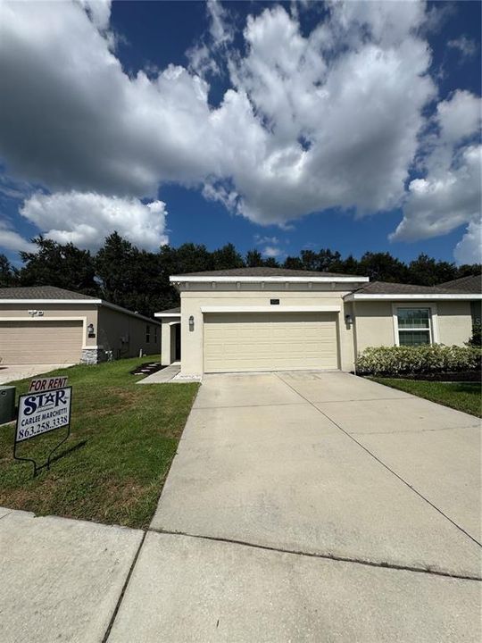 For Rent: $2,000 (4 beds, 2 baths, 1815 Square Feet)