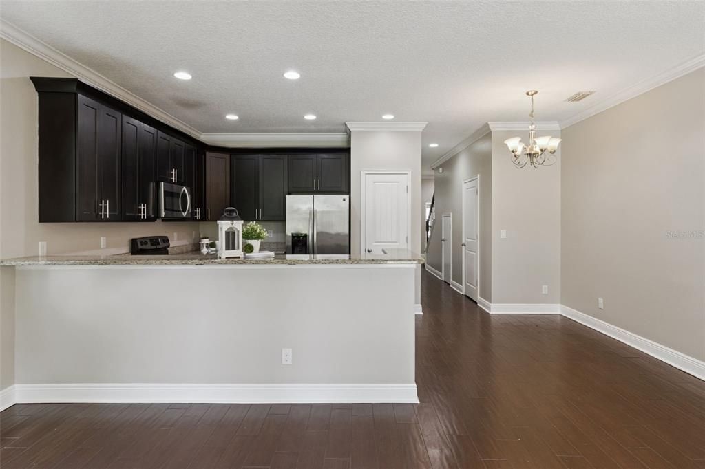 For Sale: $1,125,000 (3 beds, 2 baths, 1561 Square Feet)