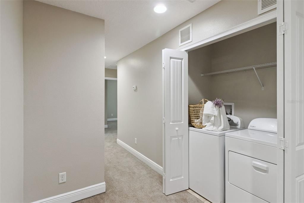 For Sale: $1,125,000 (3 beds, 2 baths, 1561 Square Feet)