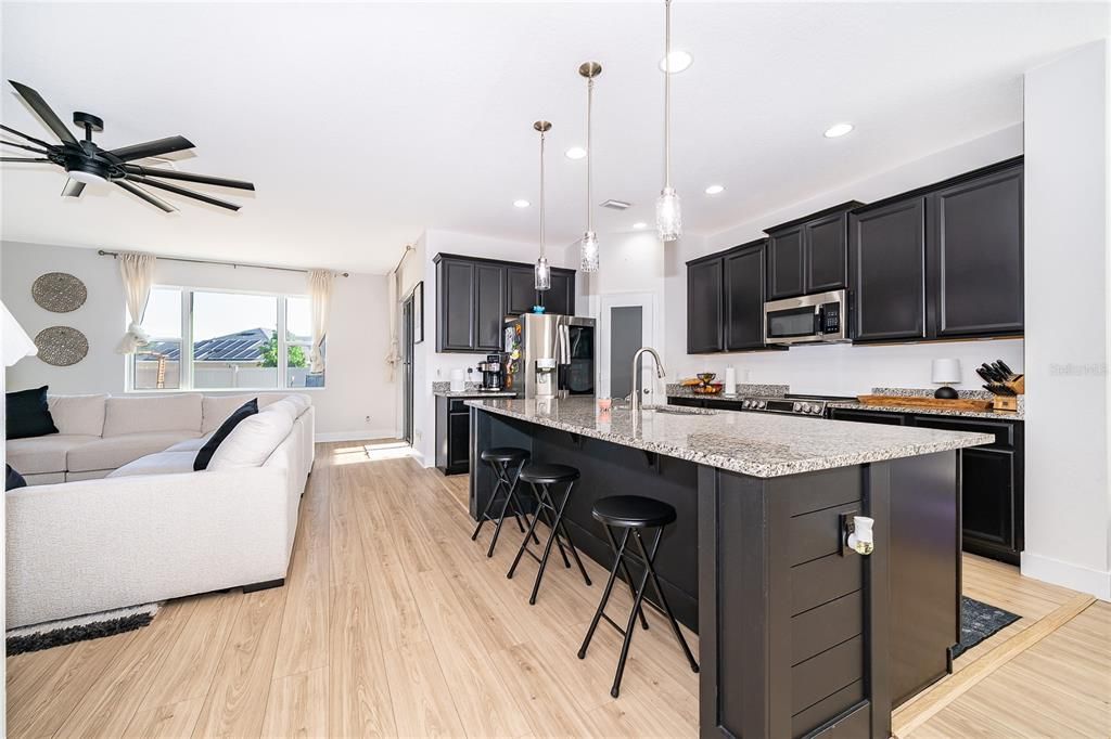 En Venta: $495,000 (5 camas, 3 baños, 3194 Pies cuadrados)