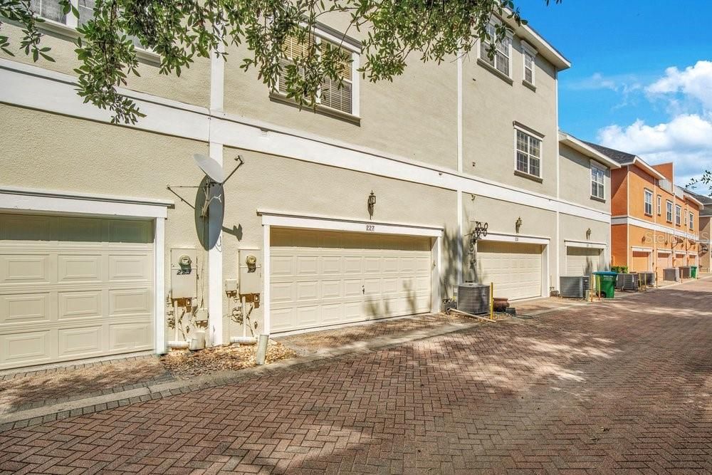 На продажу: $395,000 (3 спален, 3 ванн, 1872 Квадратных фут)