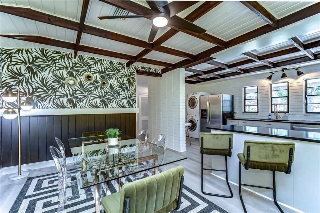 For Rent: $4,900 (3 beds, 3 baths, 1400 Square Feet)