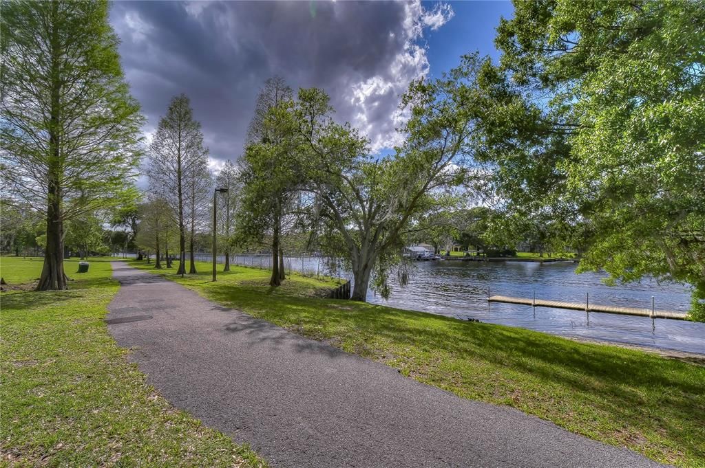 For Rent: $4,900 (3 beds, 3 baths, 1400 Square Feet)
