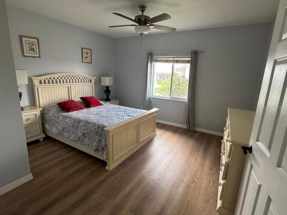 В аренду: $1,900 (3 спален, 2 ванн, 1200 Квадратных фут)