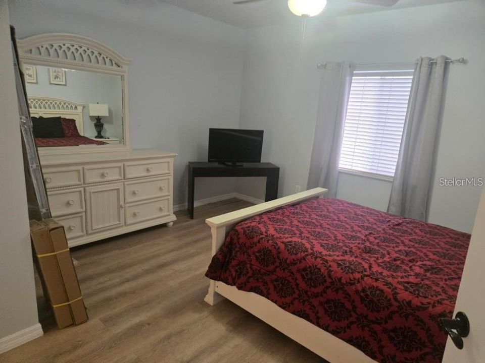 В аренду: $1,900 (3 спален, 2 ванн, 1200 Квадратных фут)