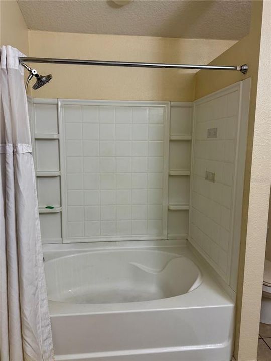 В аренду: $2,450 (3 спален, 2 ванн, 1699 Квадратных фут)