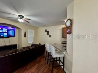 В аренду: $2,450 (3 спален, 2 ванн, 1699 Квадратных фут)