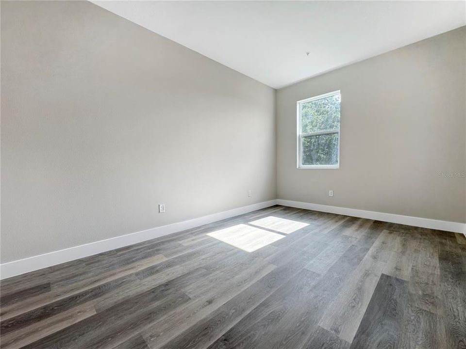 For Sale: $319,000 (3 beds, 2 baths, 1188 Square Feet)