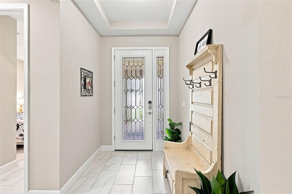 На продажу: $599,999 (2 спален, 2 ванн, 1932 Квадратных фут)