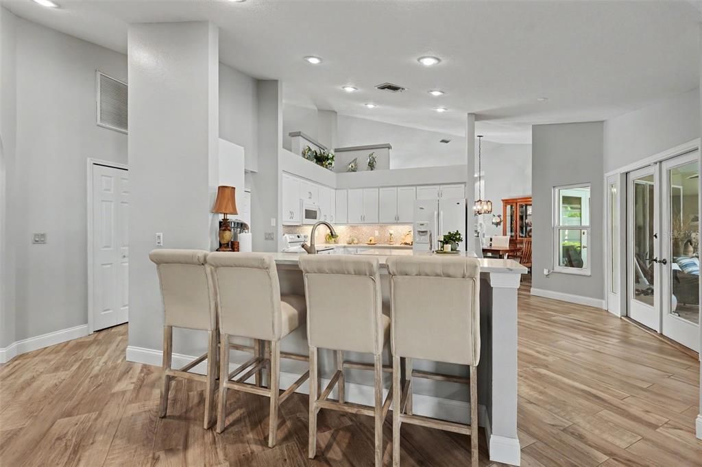 For Sale: $804,900 (3 beds, 2 baths, 2490 Square Feet)