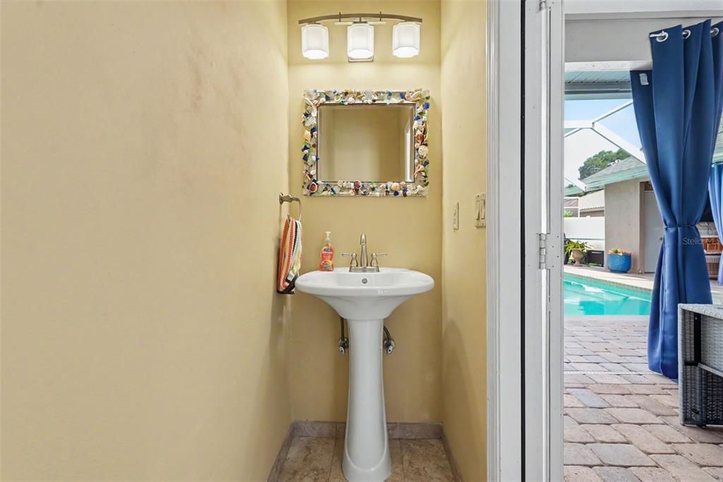 For Sale: $804,900 (3 beds, 2 baths, 2490 Square Feet)