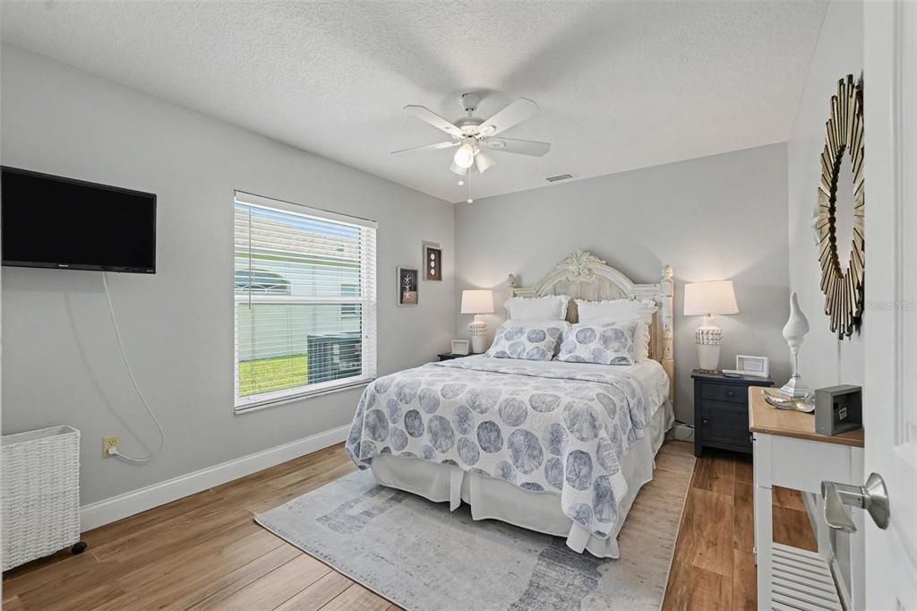 For Sale: $804,900 (3 beds, 2 baths, 2490 Square Feet)