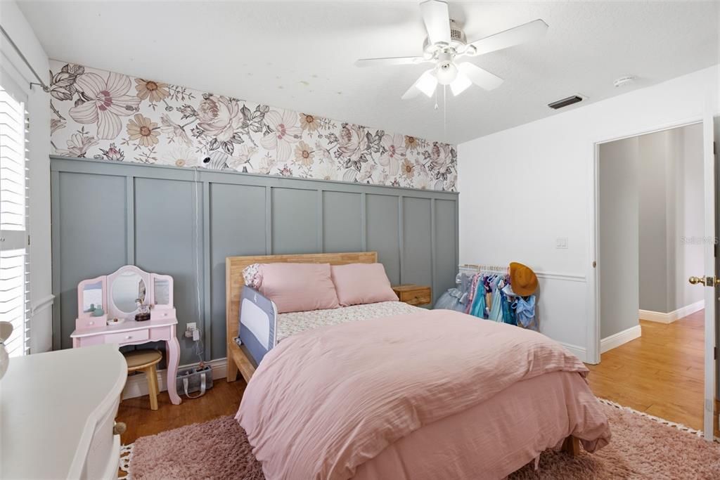 En Venta: $565,000 (4 camas, 2 baños, 2150 Pies cuadrados)