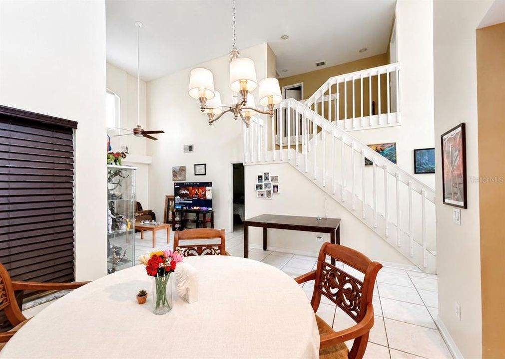 En Venta: $370,000 (3 camas, 2 baños, 1598 Pies cuadrados)