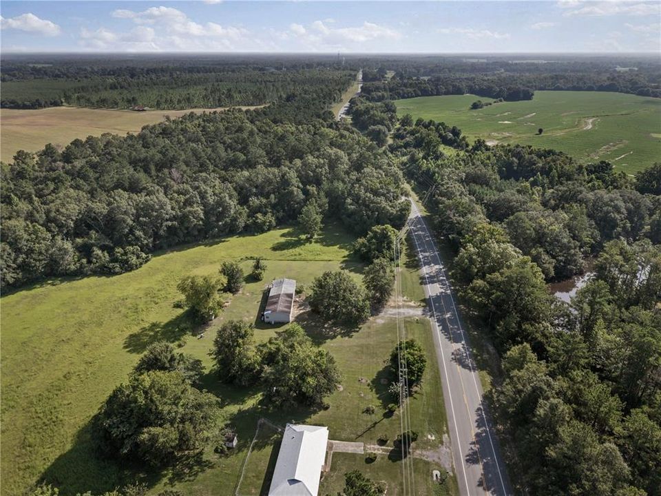 На продажу: $119,000 (4 спален, 2 ванн, 2128 Квадратных фут)