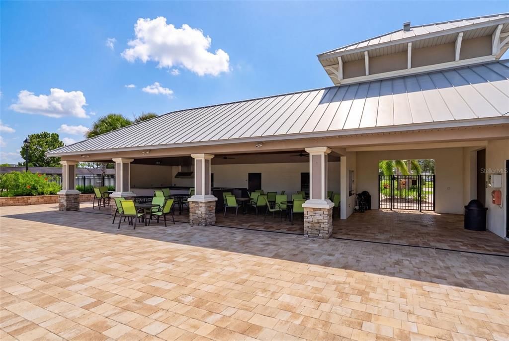 En Venta: $685,000 (4 camas, 3 baños, 2868 Pies cuadrados)