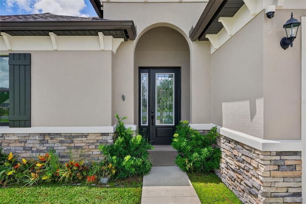 En Venta: $685,000 (4 camas, 3 baños, 2868 Pies cuadrados)