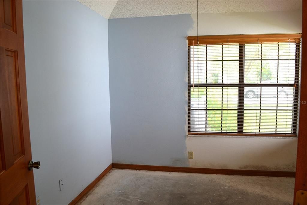 Active With Contract: $295,000 (2 beds, 2 baths, 1226 Square Feet)