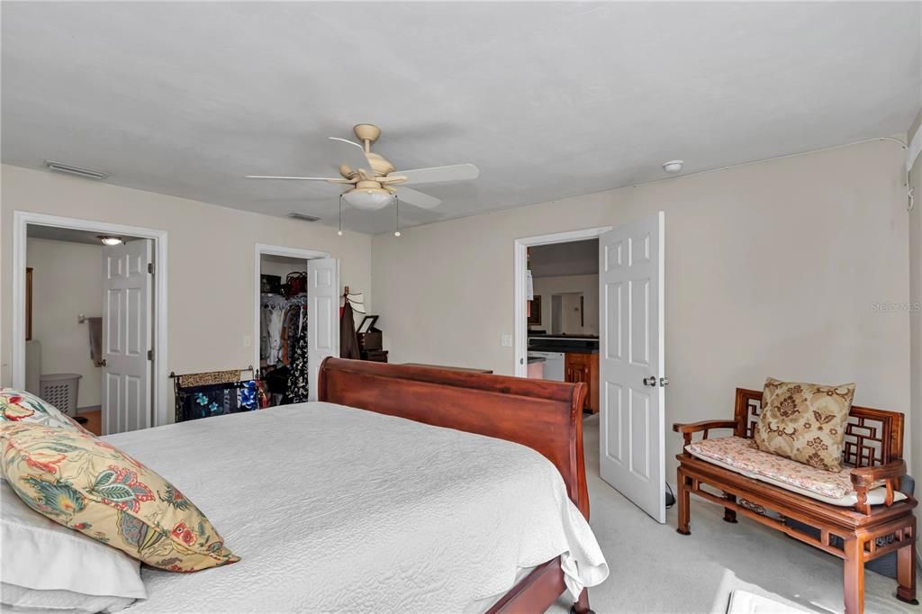 En Venta: $420,000 (3 camas, 2 baños, 1658 Pies cuadrados)