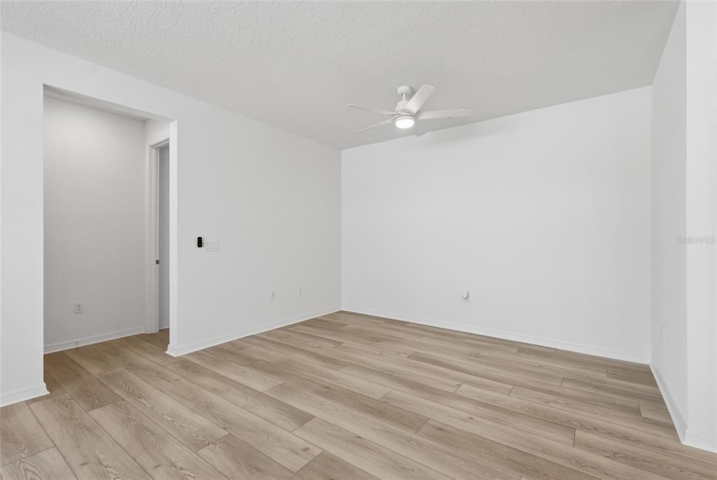 En Venta: $374,900 (3 camas, 2 baños, 1627 Pies cuadrados)