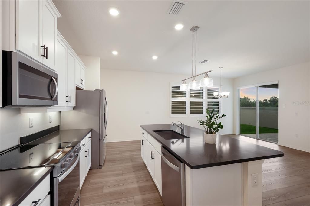 En Venta: $374,900 (3 camas, 2 baños, 1627 Pies cuadrados)