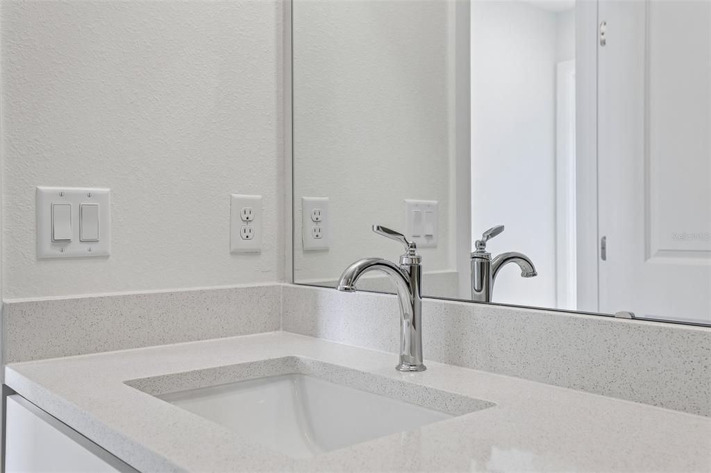 En Venta: $344,990 (3 camas, 2 baños, 1469 Pies cuadrados)