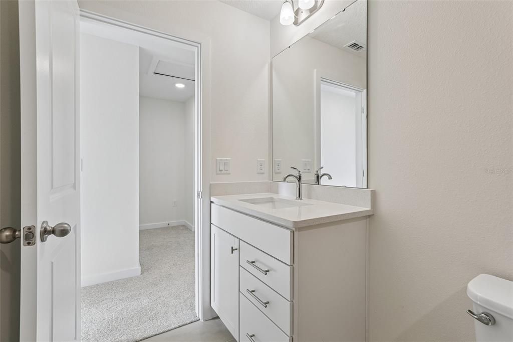 En Venta: $344,990 (3 camas, 2 baños, 1469 Pies cuadrados)